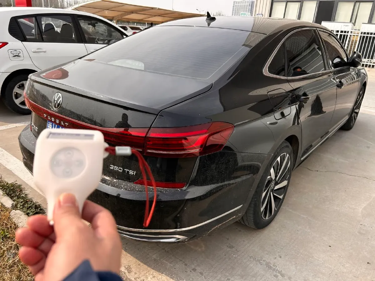 2024 Volkswagen Passat 2.0T 220HP L4 7DCT,autocango,china used car exporter,china ev exporter,chinese used car exporter,chinese used ev exporter