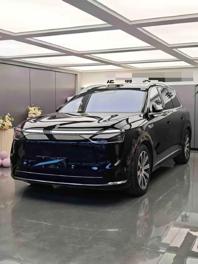 2025 AITO AITO M8 REEV 160HP REEV 53.4KWH,autocango,china used car exporter,china ev exporter,chinese used car exporter,chinese used ev exporter
