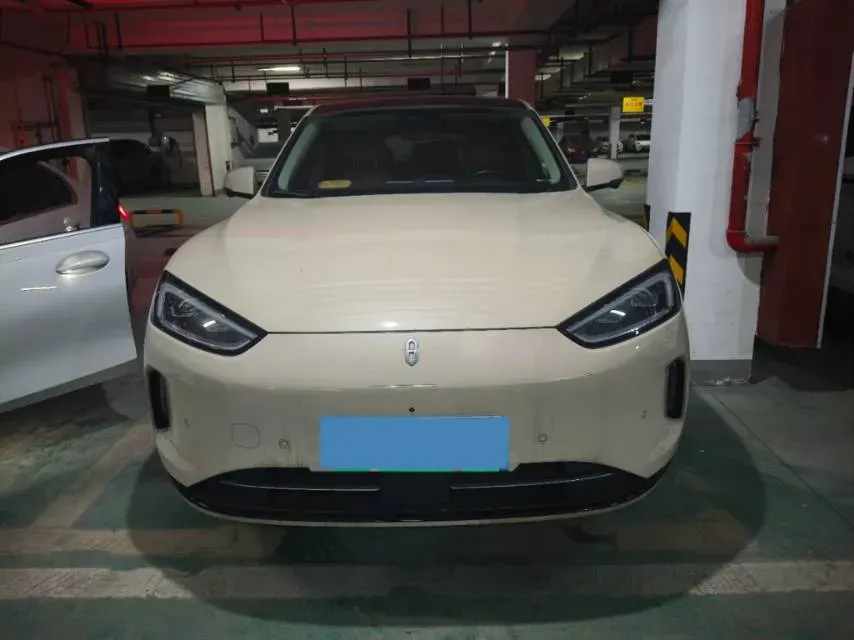 2022 JMC YuHu 7 2.0T 141HP L4 8AT,autocango,china used car exporter,china ev exporter,chinese used car exporter,chinese used ev exporter