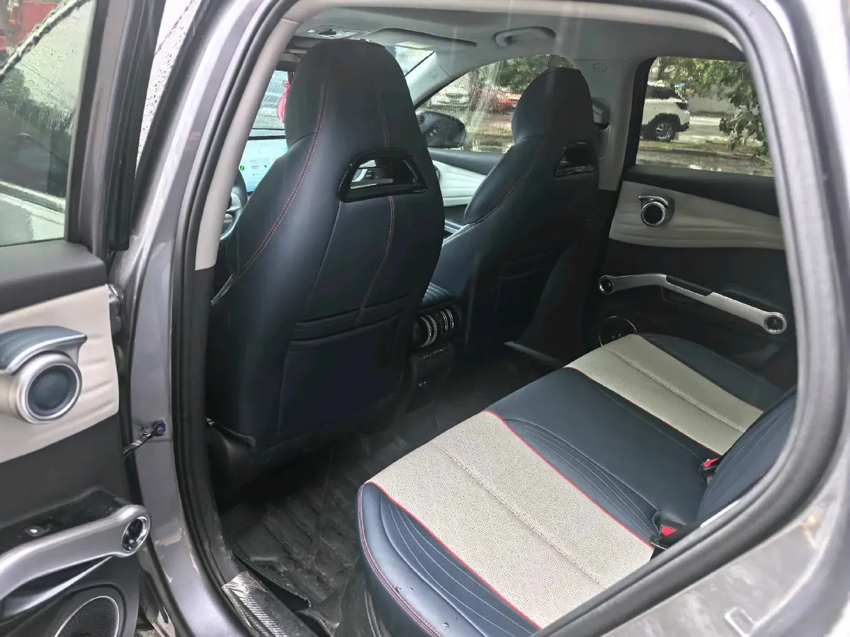 2022 Foton Grand General G7 2.0T 238HP L4 8AT,autocango,china used car exporter,china ev exporter,chinese used car exporter,chinese used ev exporter