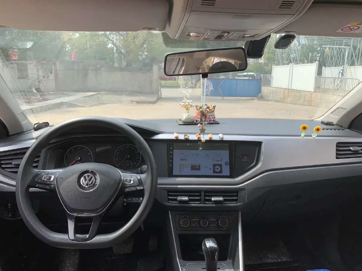 2019 Volkswagen Polo 1.5L 113HP L4 6AT,autocango,china used car exporter,china ev exporter,chinese used car exporter,chinese used ev exporter