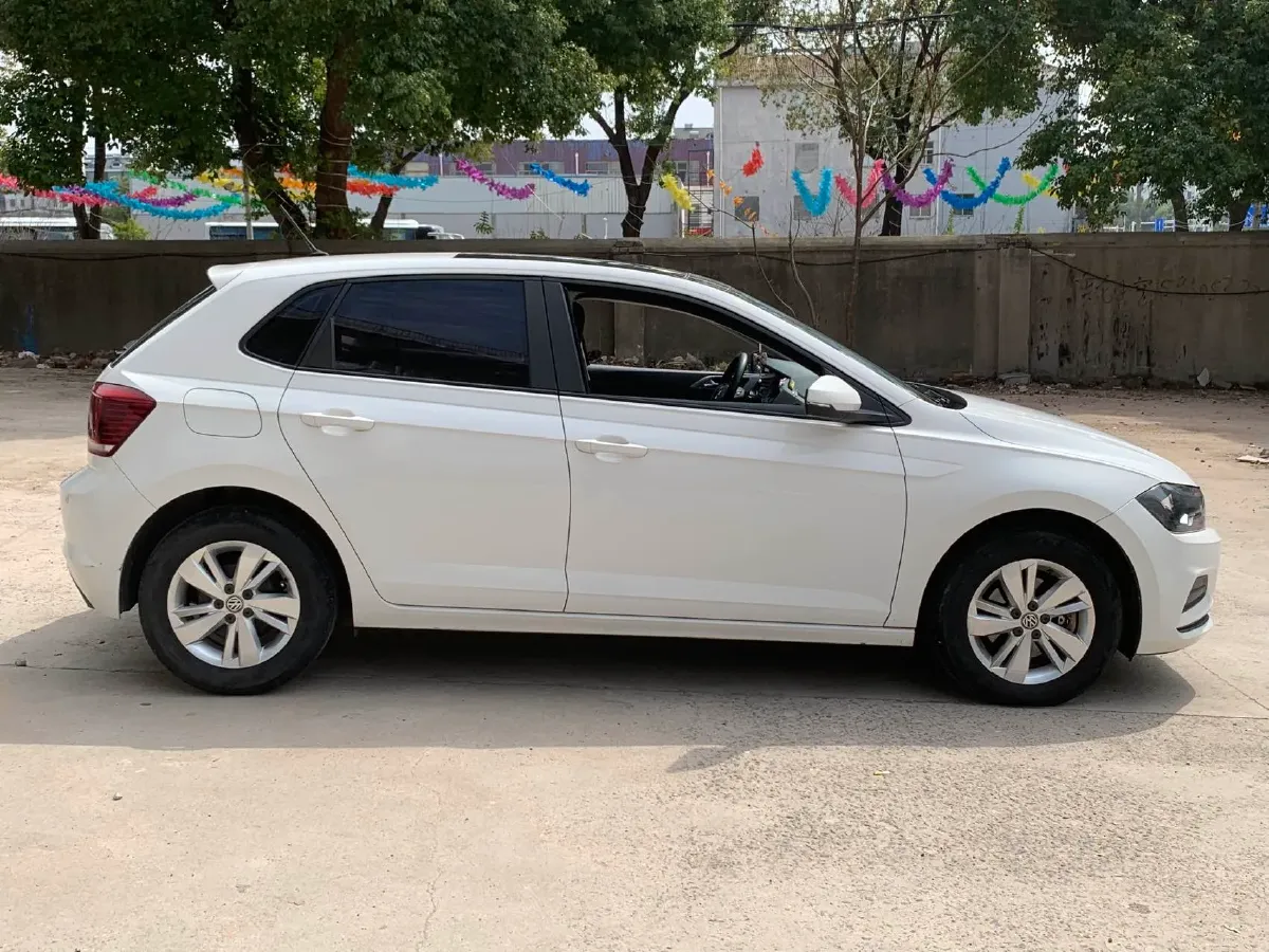 2019 Volkswagen Polo 1.5L 113HP L4 6AT,autocango,china used car exporter,china ev exporter,chinese used car exporter,chinese used ev exporter