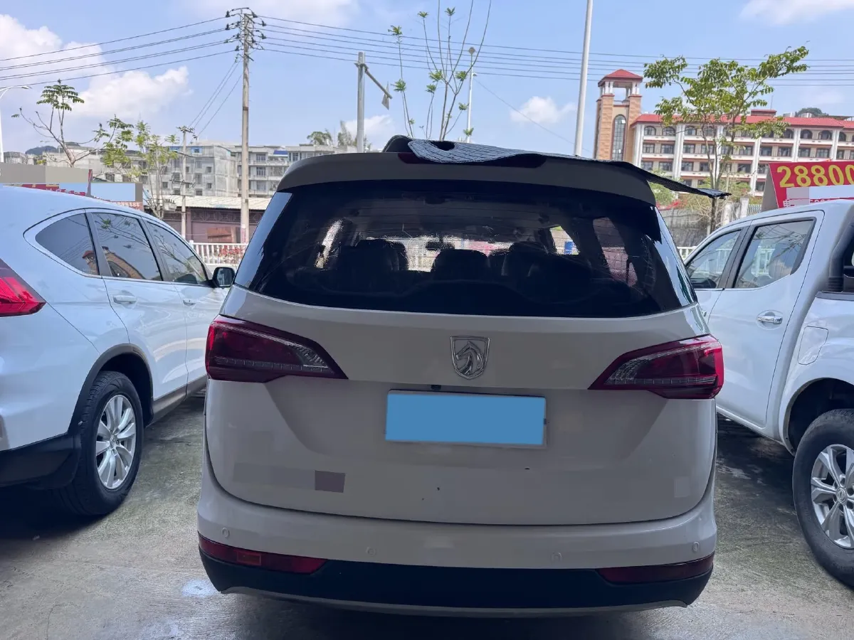 2019 BaoJun 730 1.5T 150HP L4 6MT,autocango,china used car exporter,china ev exporter,chinese used car exporter,chinese used ev exporter