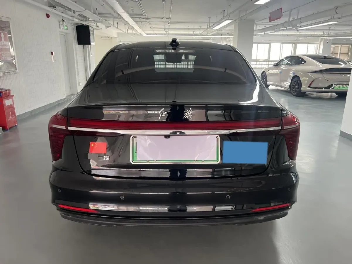 2025 HongQi H5 1.5T 150HP L4 1DHT PHEV,autocango,china used car exporter,china ev exporter,chinese used car exporter,chinese used ev exporter