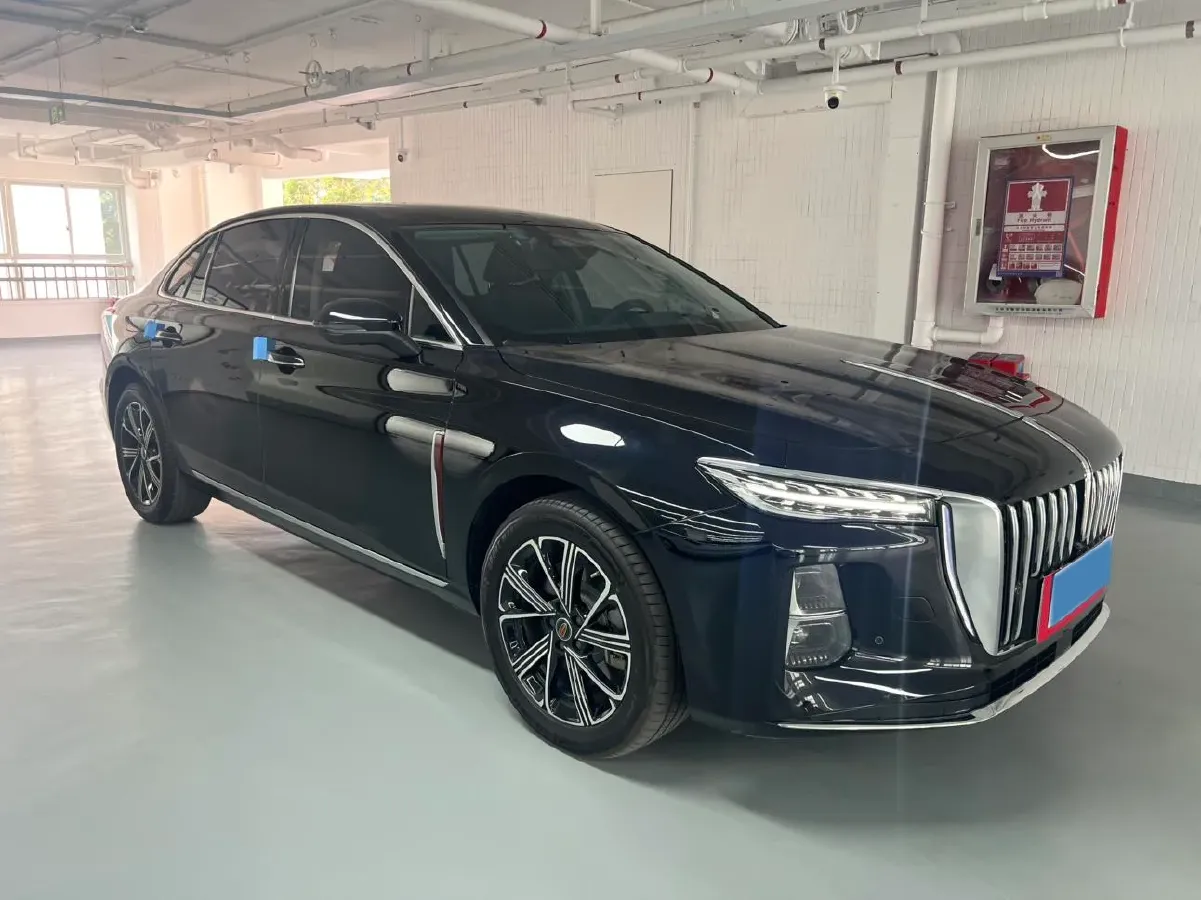 2025 HongQi H5 1.5T 150HP L4 1DHT PHEV,autocango,china used car exporter,china ev exporter,chinese used car exporter,chinese used ev exporter
