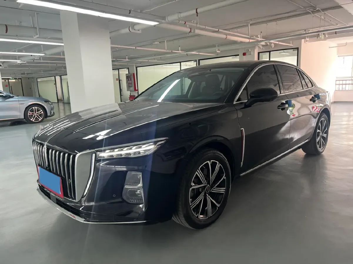 2025 HongQi H5 1.5T 150HP L4 1DHT PHEV,autocango,china used car exporter,china ev exporter,chinese used car exporter,chinese used ev exporter