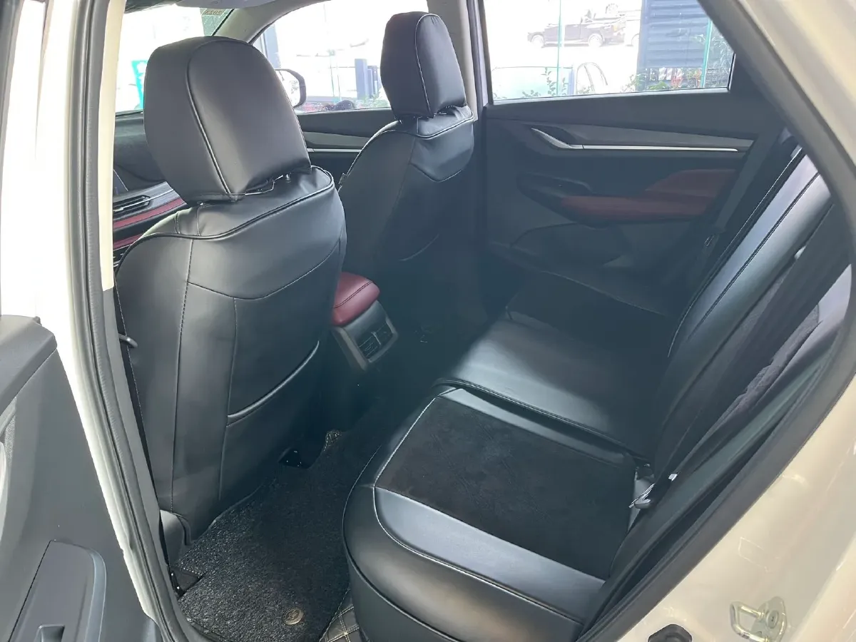 2022 ChangAn CS55 Plus 1.5T 180HP L4 7DCT,autocango,china used car exporter,china ev exporter,chinese used car exporter,chinese used ev exporter