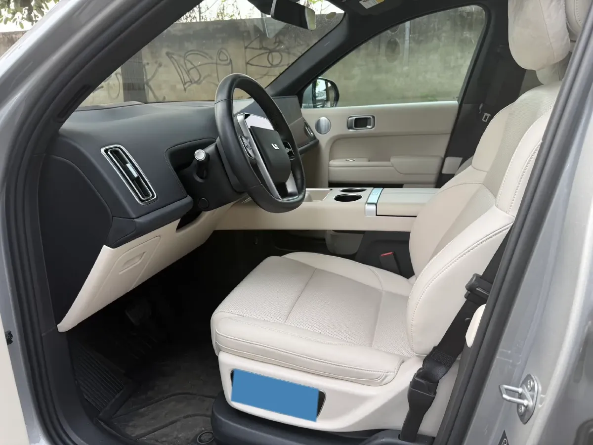 2022 Li L9 Range Extended 154HP REEV 42.6KWH,autocango,china used car exporter,china ev exporter,chinese used car exporter,chinese used ev exporter