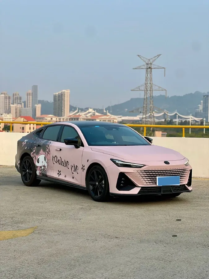 2023 ChangAn UNI-V 1.5T 188HP L4 7DCT,autocango,china used car exporter,china ev exporter,chinese used car exporter,chinese used ev exporter