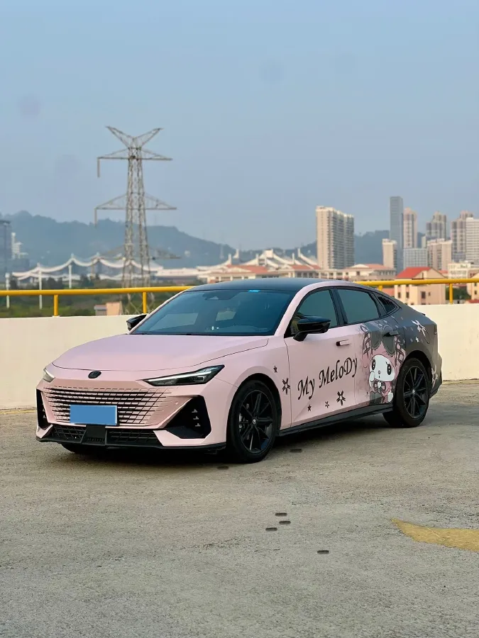 2023 ChangAn UNI-V 1.5T 188HP L4 7DCT,autocango,china used car exporter,china ev exporter,chinese used car exporter,chinese used ev exporter