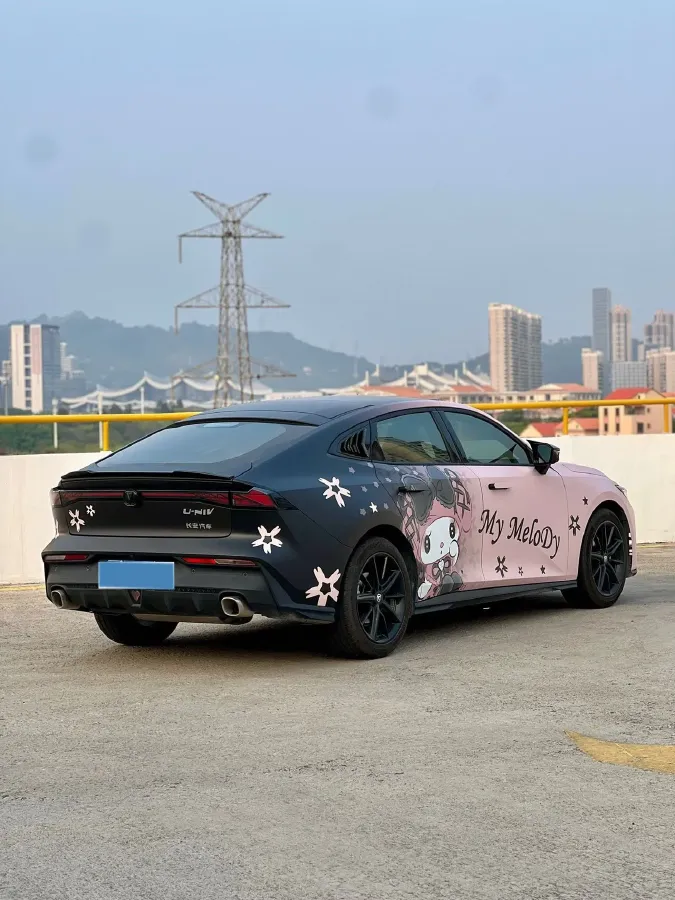 2023 ChangAn UNI-V 1.5T 188HP L4 7DCT,autocango,china used car exporter,china ev exporter,chinese used car exporter,chinese used ev exporter