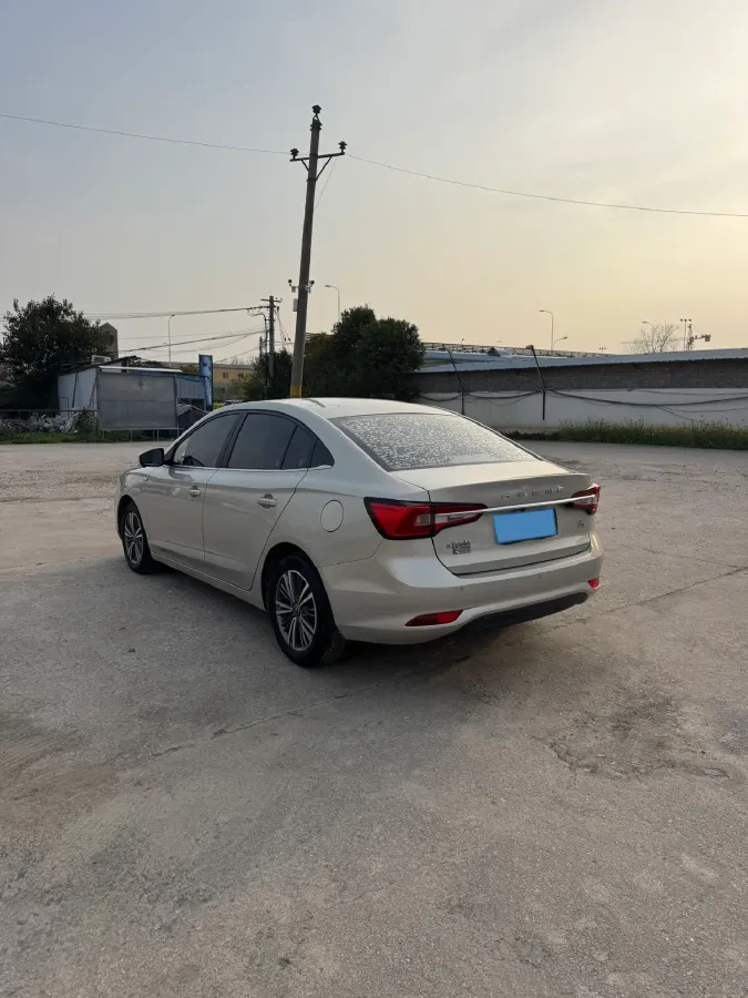 2019 Roewe i5 1.5L 120HP L4 CVT,autocango,china used car exporter,china ev exporter,chinese used car exporter,chinese used ev exporter