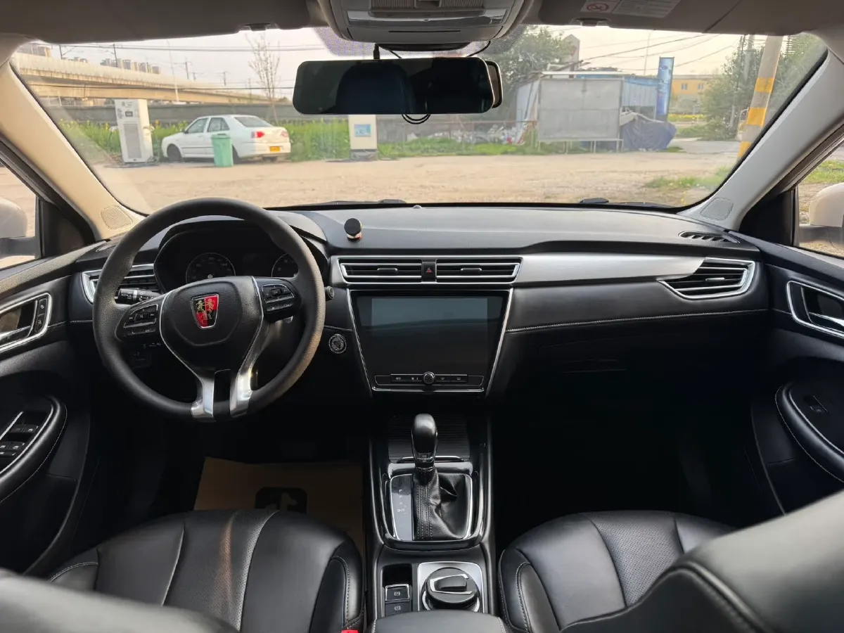 2019 Roewe i5 1.5L 120HP L4 CVT,autocango,china used car exporter,china ev exporter,chinese used car exporter,chinese used ev exporter