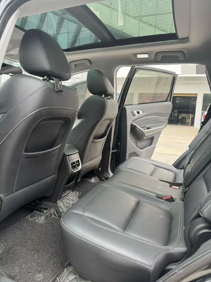 2018 Chery Tiggo 8 1.5T 147HP L4 6DCT,autocango,china used car exporter,china ev exporter,chinese used car exporter,chinese used ev exporter