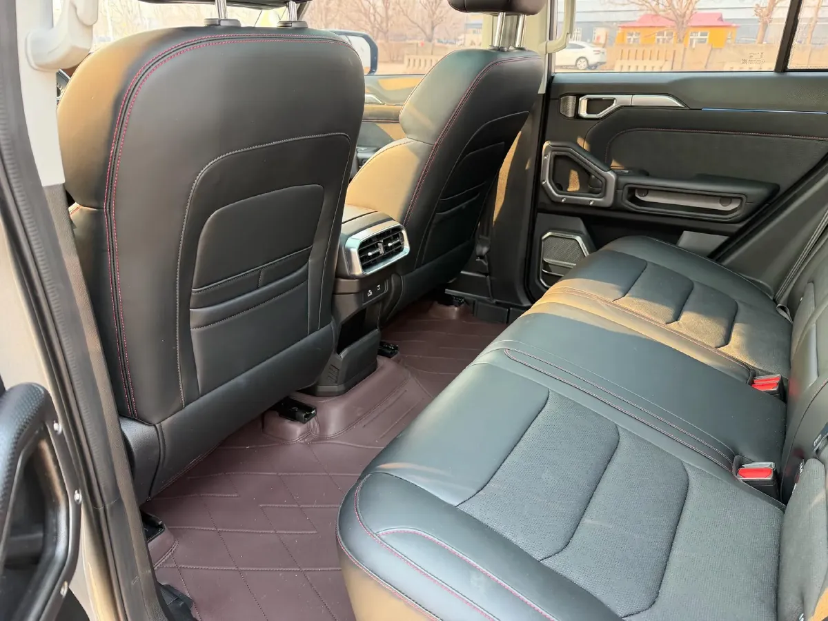 2025 Jetour DASHING 1.5T 184HP L4 7DCT,autocango,china used car exporter,china ev exporter,chinese used car exporter,chinese used ev exporter