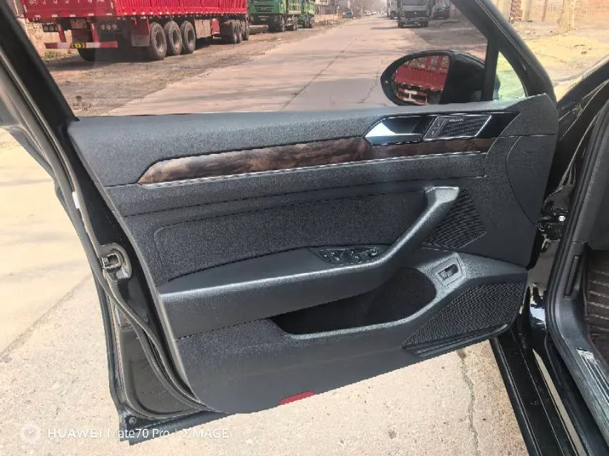 2018 Volkswagen Magotan 1.8T 180HP L4 7DCT,autocango,china used car exporter,china ev exporter,chinese used car exporter,chinese used ev exporter