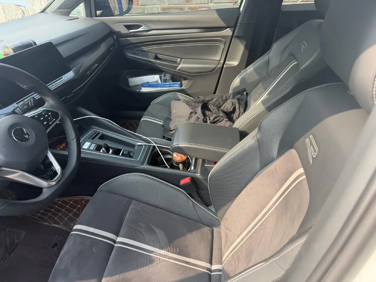 2023 Volkswagen Golf 1.4T 150HP L4 7DCT,autocango,china used car exporter,china ev exporter,chinese used car exporter,chinese used ev exporter