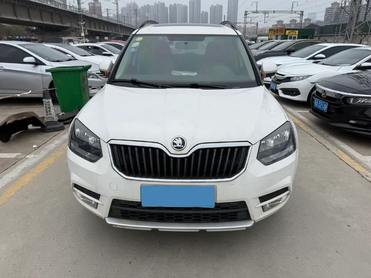 2016 Skoda Yeti 1.4T 150HP L4 7DCT,autocango,china used car exporter,china ev exporter,chinese used car exporter,chinese used ev exporter