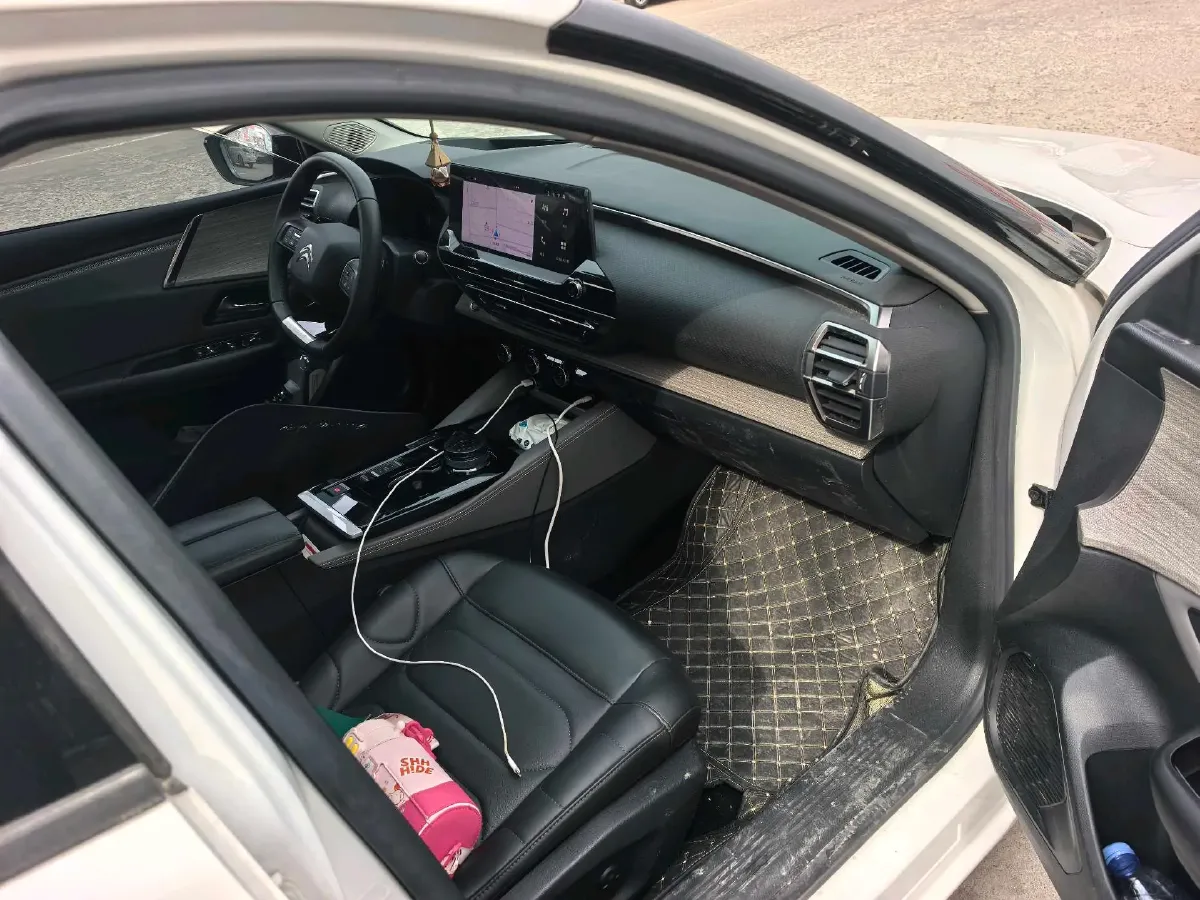 2021 Citroen C5 X 1.6T 175HP L4 8AT,autocango,china used car exporter,china ev exporter,chinese used car exporter,chinese used ev exporter