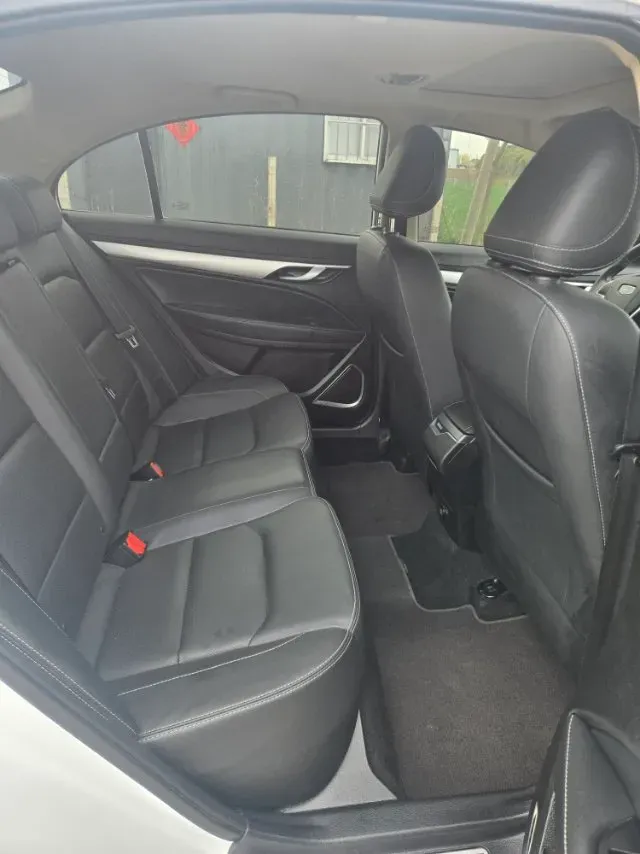 2018 Geely Emgrand 1.5L 109HP L4 5MT,autocango,china used car exporter,china ev exporter,chinese used car exporter,chinese used ev exporter