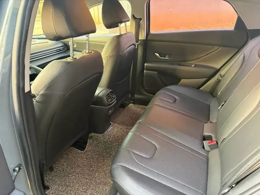 2021 Hyundai Elantra 1.5L 115HP L4 CVT,autocango,china used car exporter,china ev exporter,chinese used car exporter,chinese used ev exporter