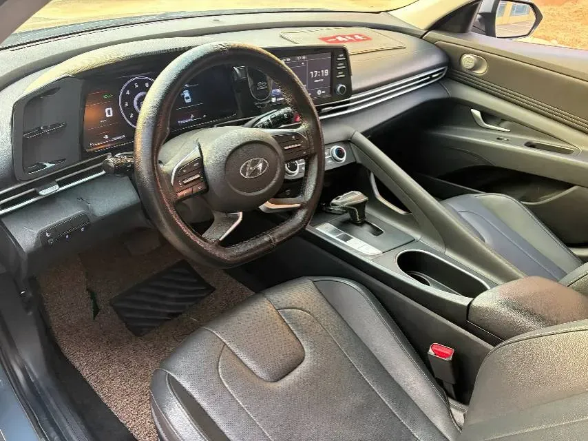 2021 Hyundai Elantra 1.5L 115HP L4 CVT,autocango,china used car exporter,china ev exporter,chinese used car exporter,chinese used ev exporter