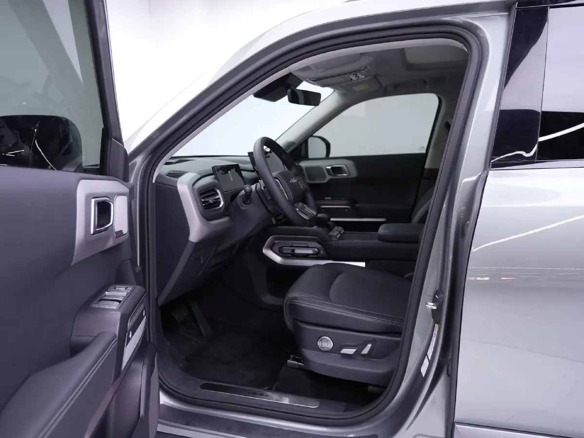 2025 FangChengBao Tai 3 BEV,autocango,china used car exporter,china ev exporter,chinese used car exporter,chinese used ev exporter