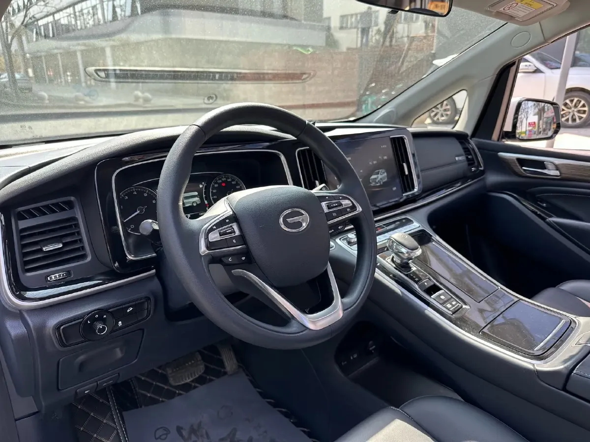 2023 GAC Trumpchi M8 2.0T 252HP L4 8AT,autocango,china used car exporter,china ev exporter,chinese used car exporter,chinese used ev exporter