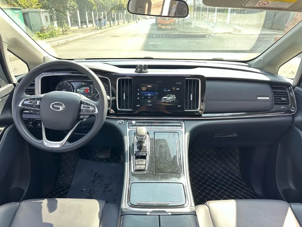 2023 GAC Trumpchi M8 2.0T 252HP L4 8AT,autocango,china used car exporter,china ev exporter,chinese used car exporter,chinese used ev exporter