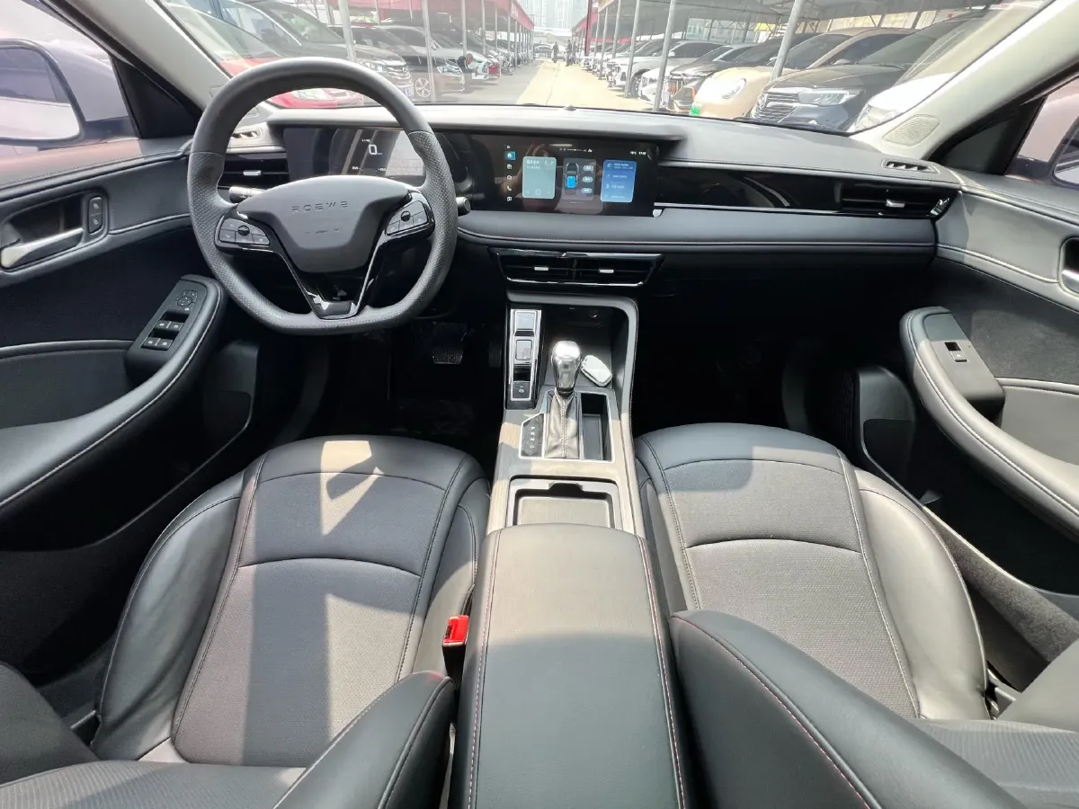 2023 Roewe i5 1.5L 129HP L4 CVT,autocango,china used car exporter,china ev exporter,chinese used car exporter,chinese used ev exporter