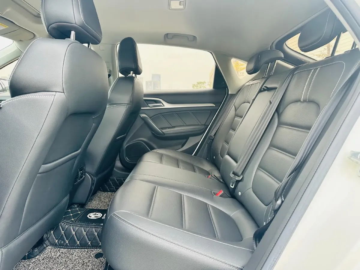 2019 MAXUS D60 1.5T 169HP L4 7DCT,autocango,china used car exporter,china ev exporter,chinese used car exporter,chinese used ev exporter