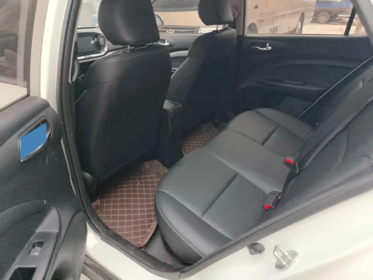 2021 Kia KX1 1.4L 100HP L4 6AT,autocango,china used car exporter,china ev exporter,chinese used car exporter,chinese used ev exporter