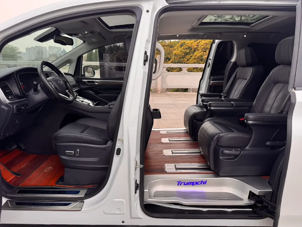 2023 GAC Trumpchi M8 2.0T 252HP L4 8AT,autocango,china used car exporter,china ev exporter,chinese used car exporter,chinese used ev exporter