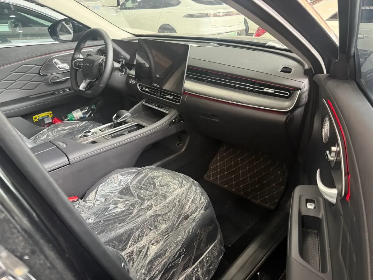 2025 Chery Arrizo 8 Pro 1.6T 197HP L4 7DCT,autocango,china used car exporter,china ev exporter,chinese used car exporter,chinese used ev exporter