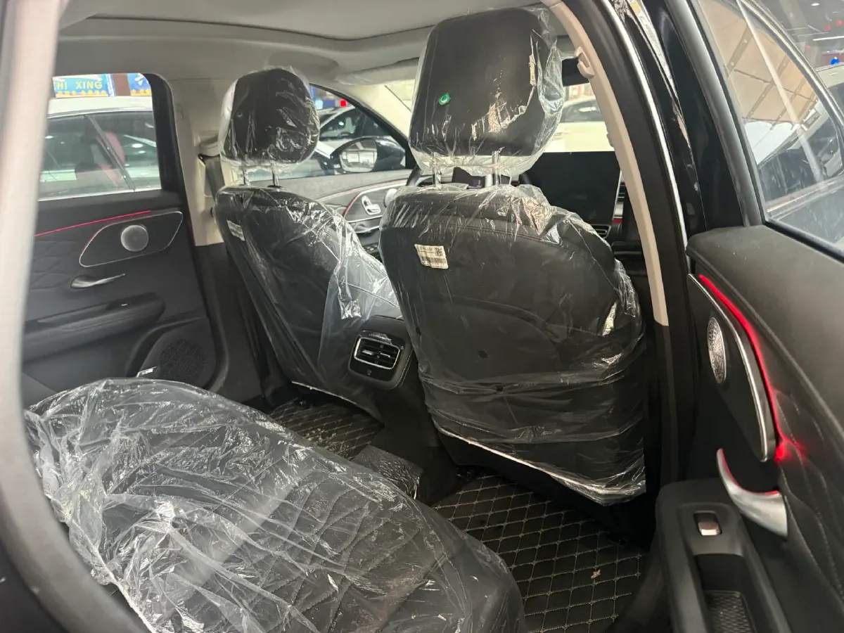 2025 Chery Arrizo 8 Pro 1.6T 197HP L4 7DCT,autocango,china used car exporter,china ev exporter,chinese used car exporter,chinese used ev exporter