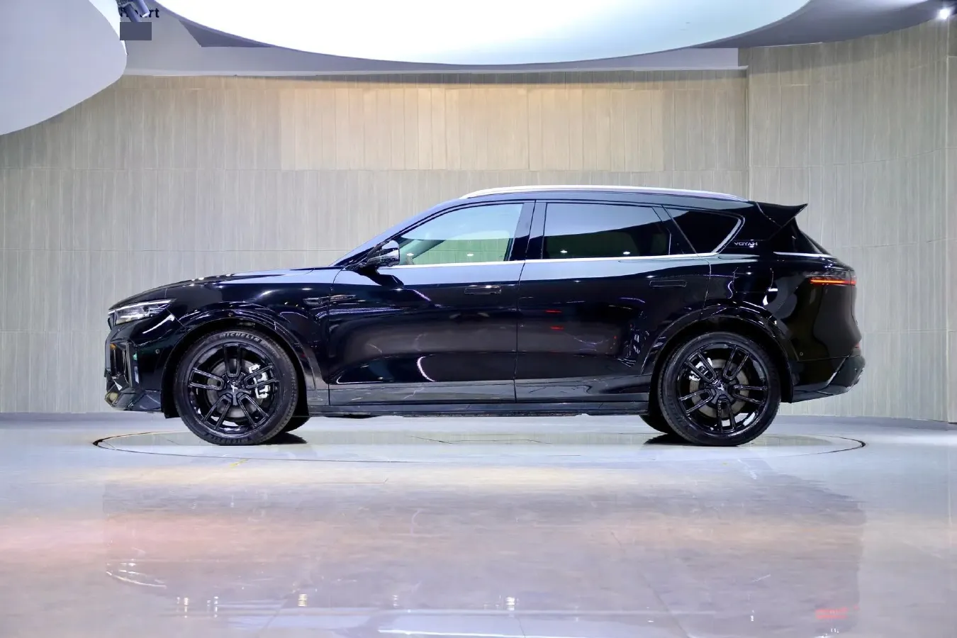 2024 Voyah FREE 1.5T 150HP L4 REEV 39.2KWH,autocango,china used car exporter,china ev exporter,chinese used car exporter,chinese used ev exporter