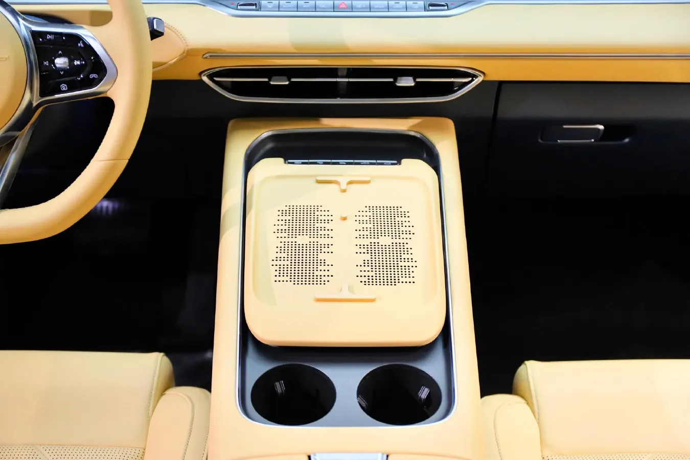 2024 Voyah FREE 1.5T 150HP L4 REEV 39.2KWH,autocango,china used car exporter,china ev exporter,chinese used car exporter,chinese used ev exporter