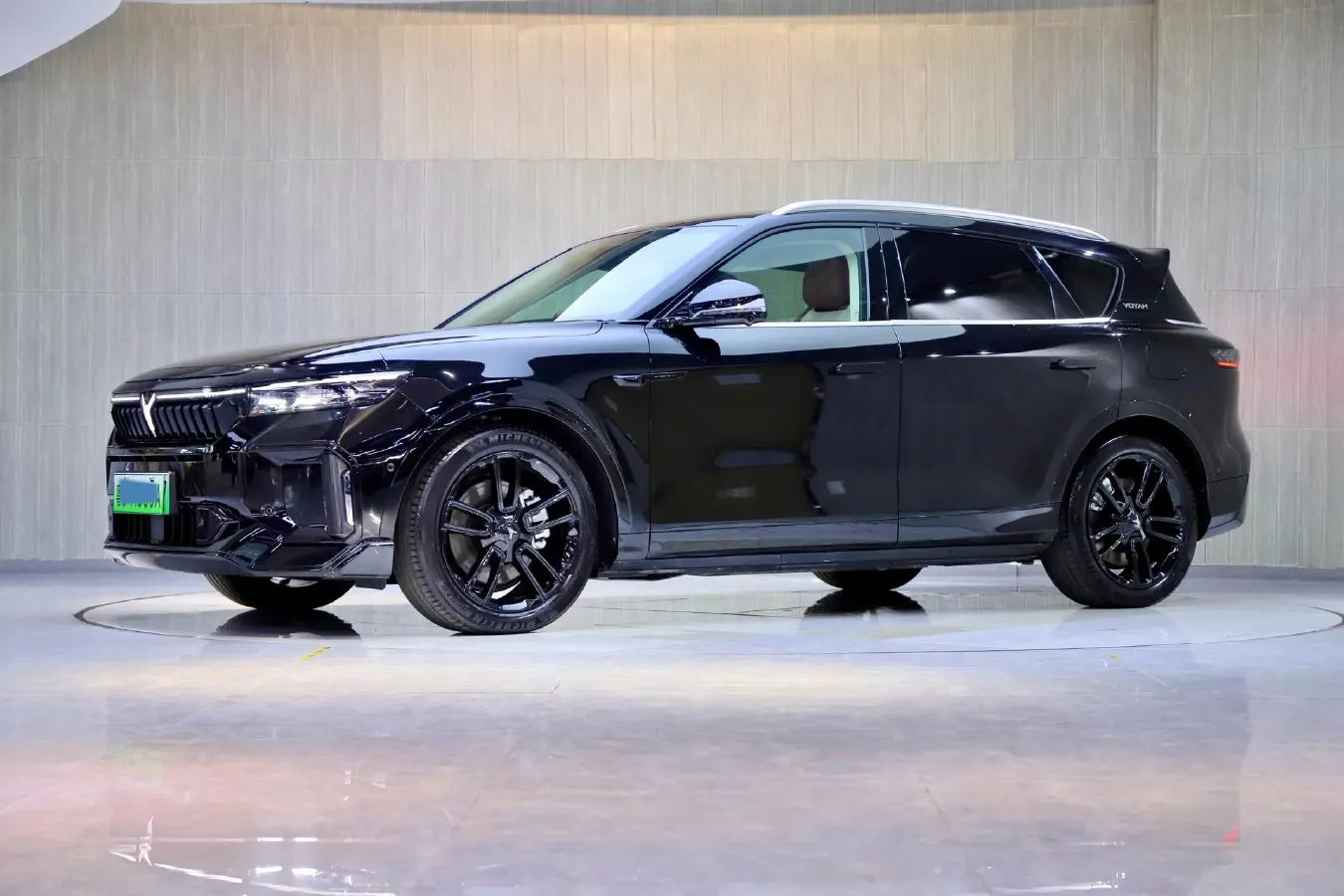 2024 Voyah FREE 1.5T 150HP L4 REEV 39.2KWH,autocango,china used car exporter,china ev exporter,chinese used car exporter,chinese used ev exporter