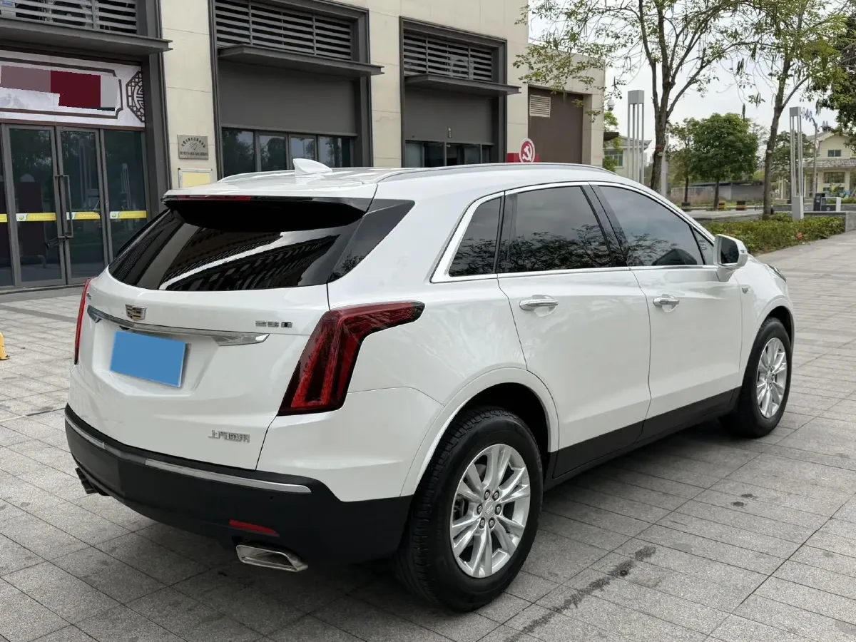 2020 Cadillac XT5 2.0T 241HP L4 9AT,autocango,china used car exporter,china ev exporter,chinese used car exporter,chinese used ev exporter