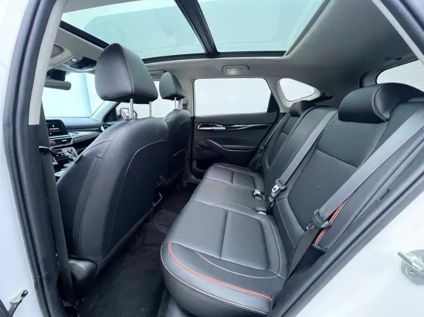 2023 Kia Seltos 1.5L 115HP L4 CVT,autocango,china used car exporter,china ev exporter,chinese used car exporter,chinese used ev exporter