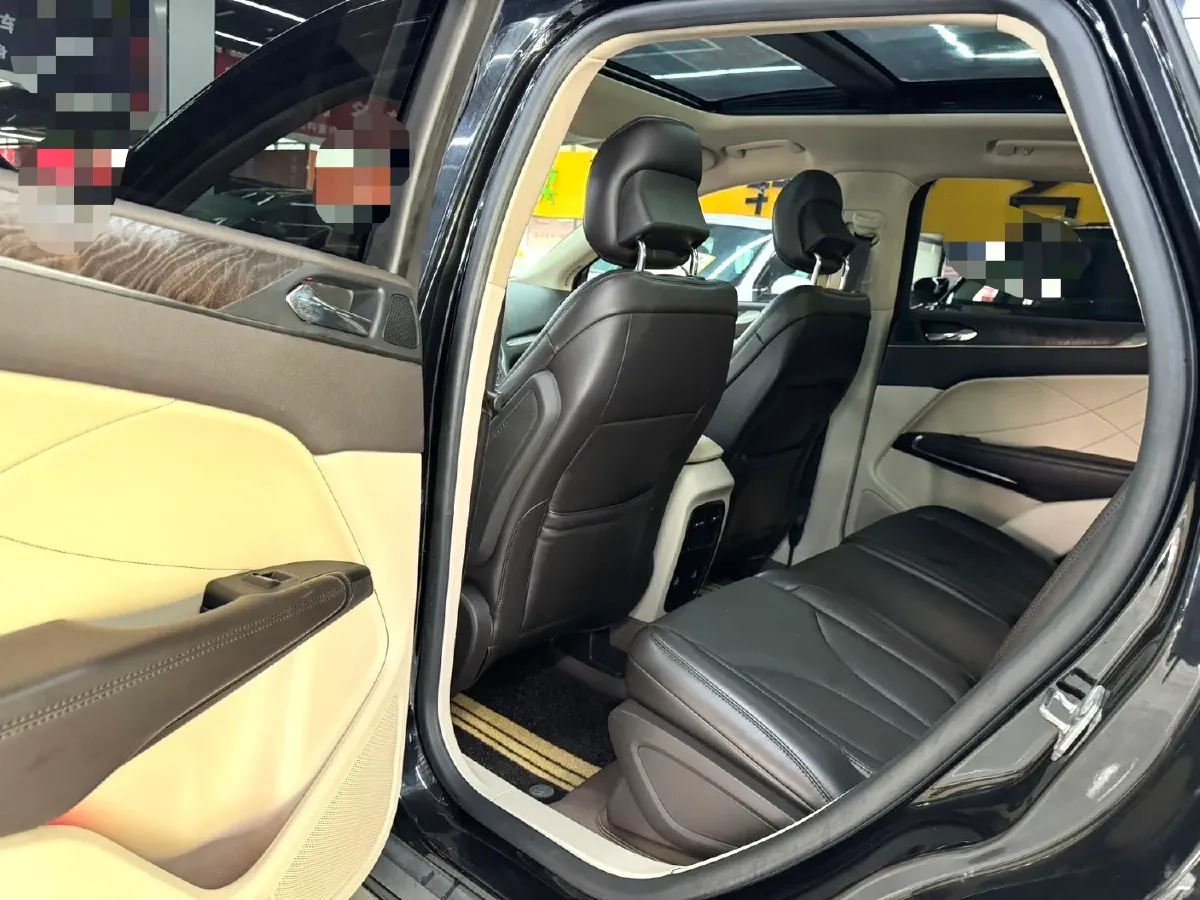 2019 Lincoln MKC 2.0T 203HP L4 6AT,autocango,china used car exporter,china ev exporter,chinese used car exporter,chinese used ev exporter