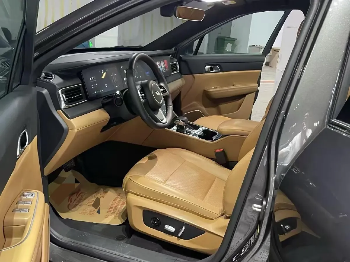 2021 Li ONE Range Extended 131HP REEV 40.5KWH,autocango,china used car exporter,china ev exporter,chinese used car exporter,chinese used ev exporter