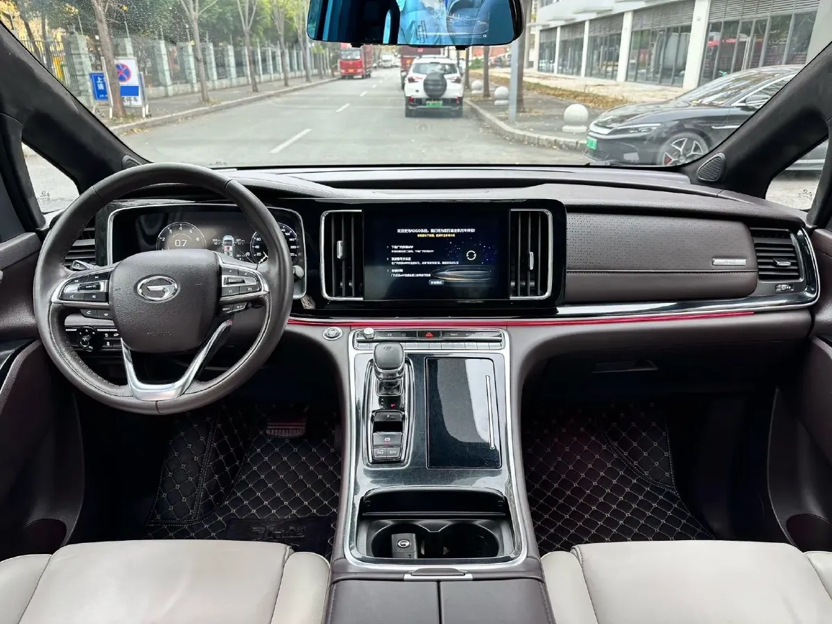 2021 GAC Trumpchi M8 2.0T 252HP L4 8AT,autocango,china used car exporter,china ev exporter,chinese used car exporter,chinese used ev exporter