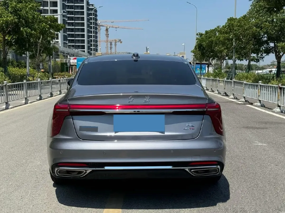 2023 HongQi H5 2.0T 224HP L4 8AT,autocango,china used car exporter,china ev exporter,chinese used car exporter,chinese used ev exporter