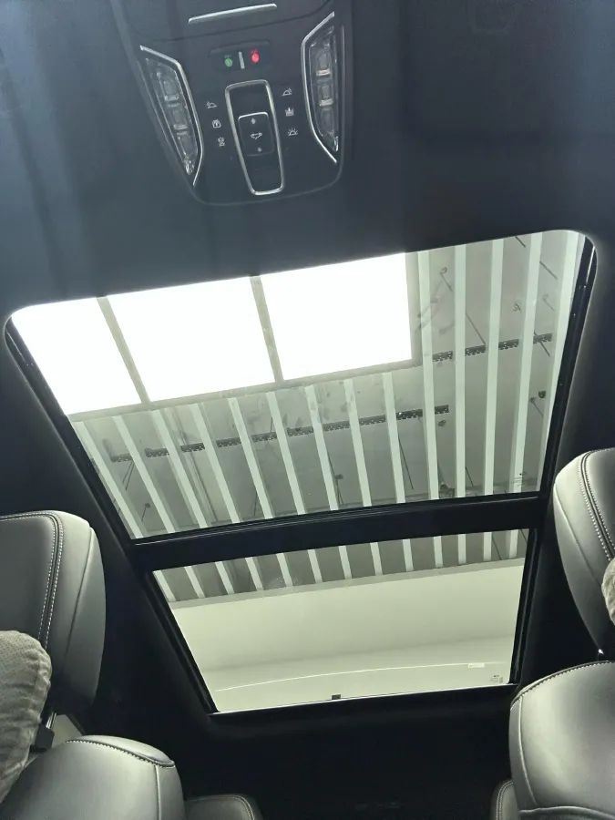 2022 GAC Trumpchi GS8 2.0T 252HP L4 8AT,autocango,china used car exporter,china ev exporter,chinese used car exporter,chinese used ev exporter