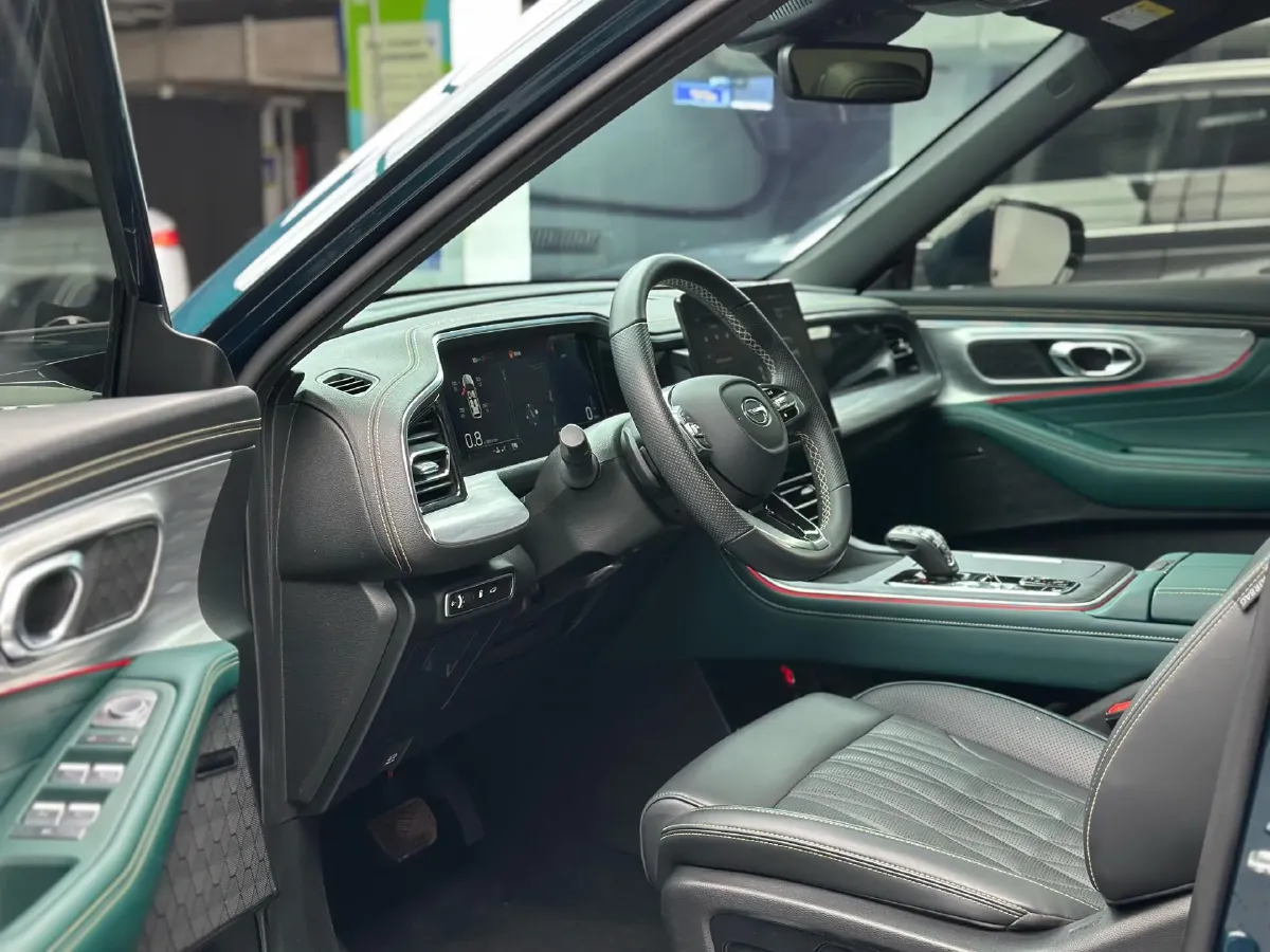 2022 GAC Trumpchi GS8 2.0T 252HP L4 8AT,autocango,china used car exporter,china ev exporter,chinese used car exporter,chinese used ev exporter