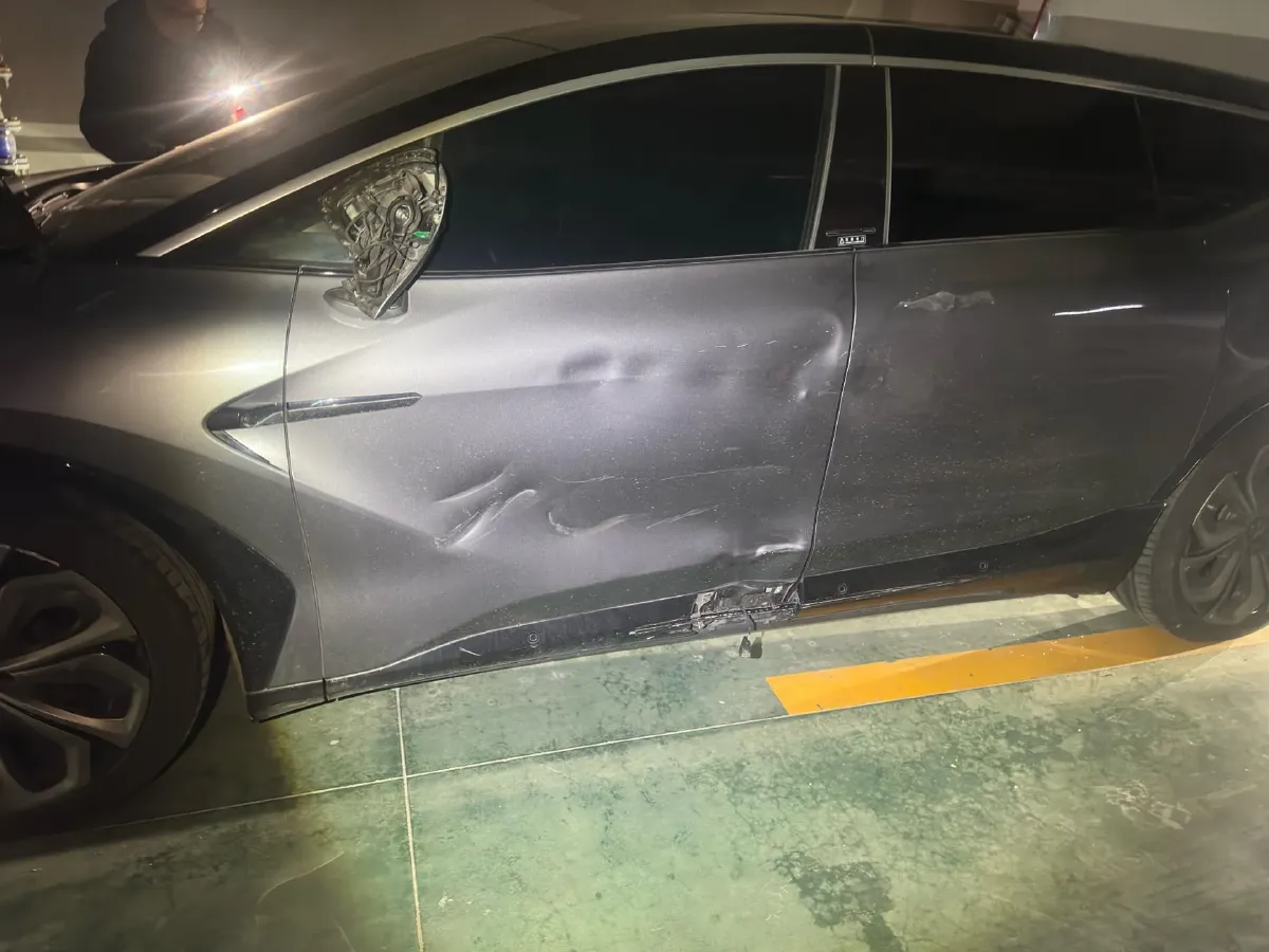 2021 HiPhi X BEV 97KWH,autocango,china used car exporter,china ev exporter,chinese used car exporter,chinese used ev exporter