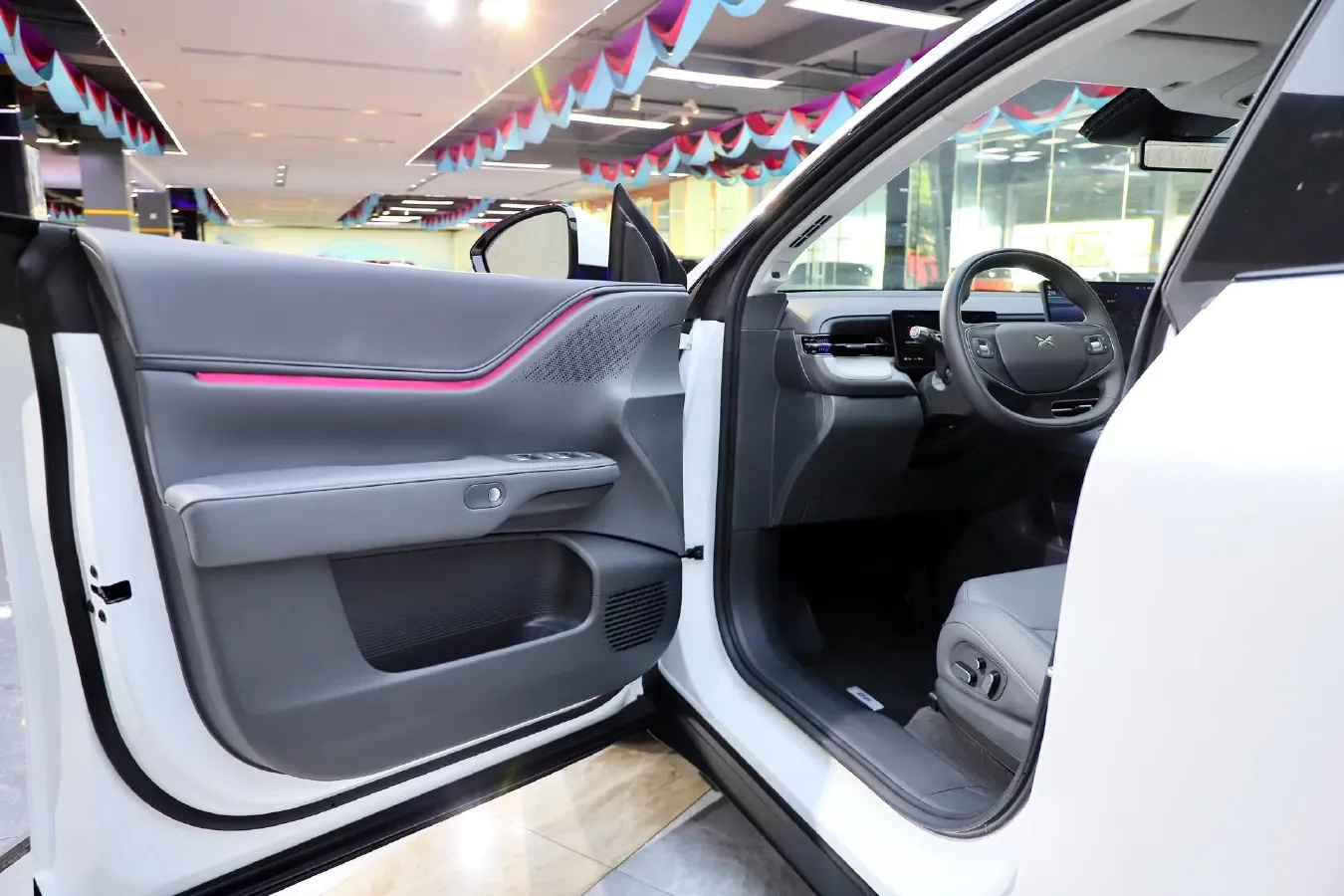 2025 Xpeng G6 BEV 68.5KWH,autocango,china used car exporter,china ev exporter,chinese used car exporter,chinese used ev exporter