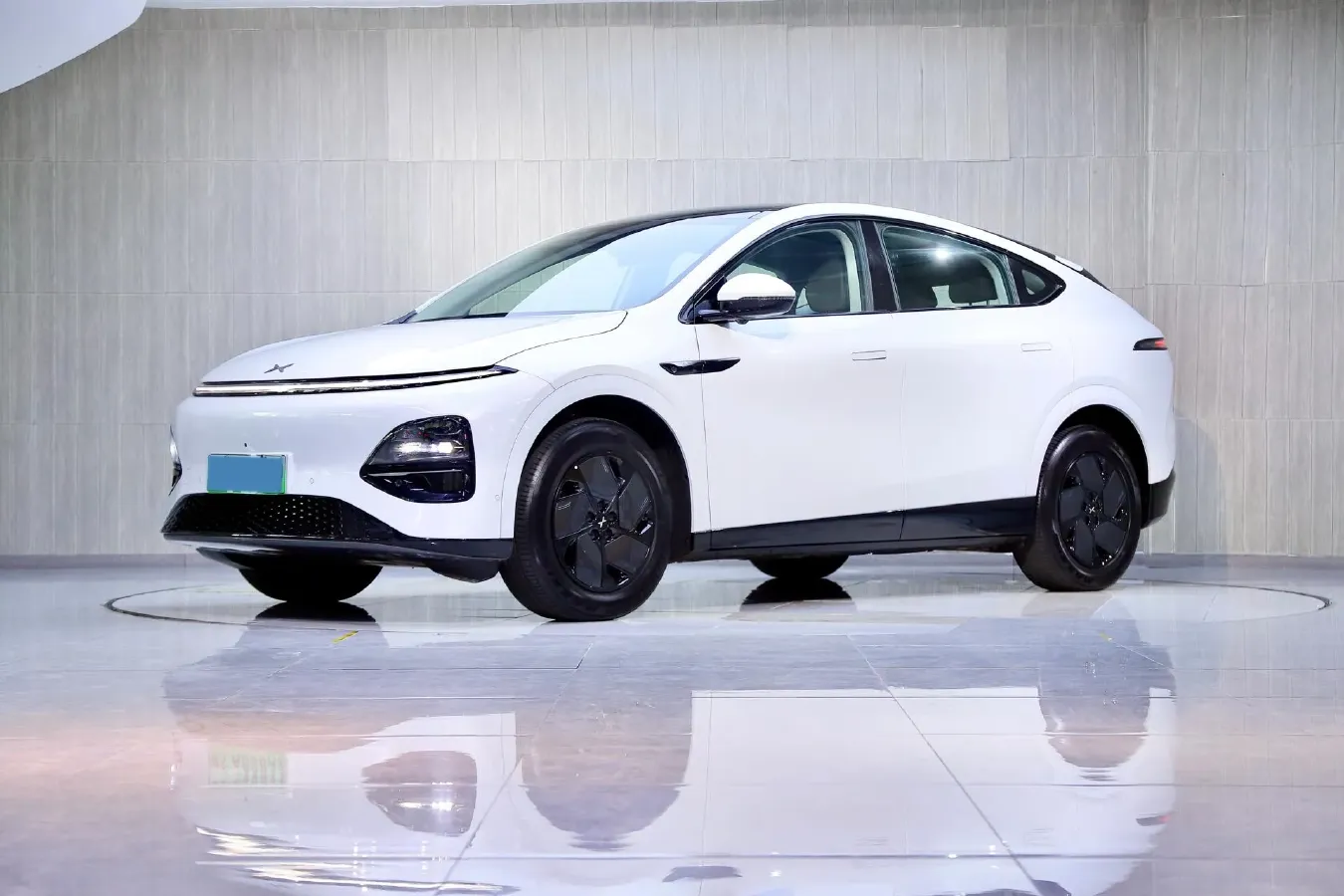 2025 Xpeng G6 BEV 68.5KWH,autocango,china used car exporter,china ev exporter,chinese used car exporter,chinese used ev exporter