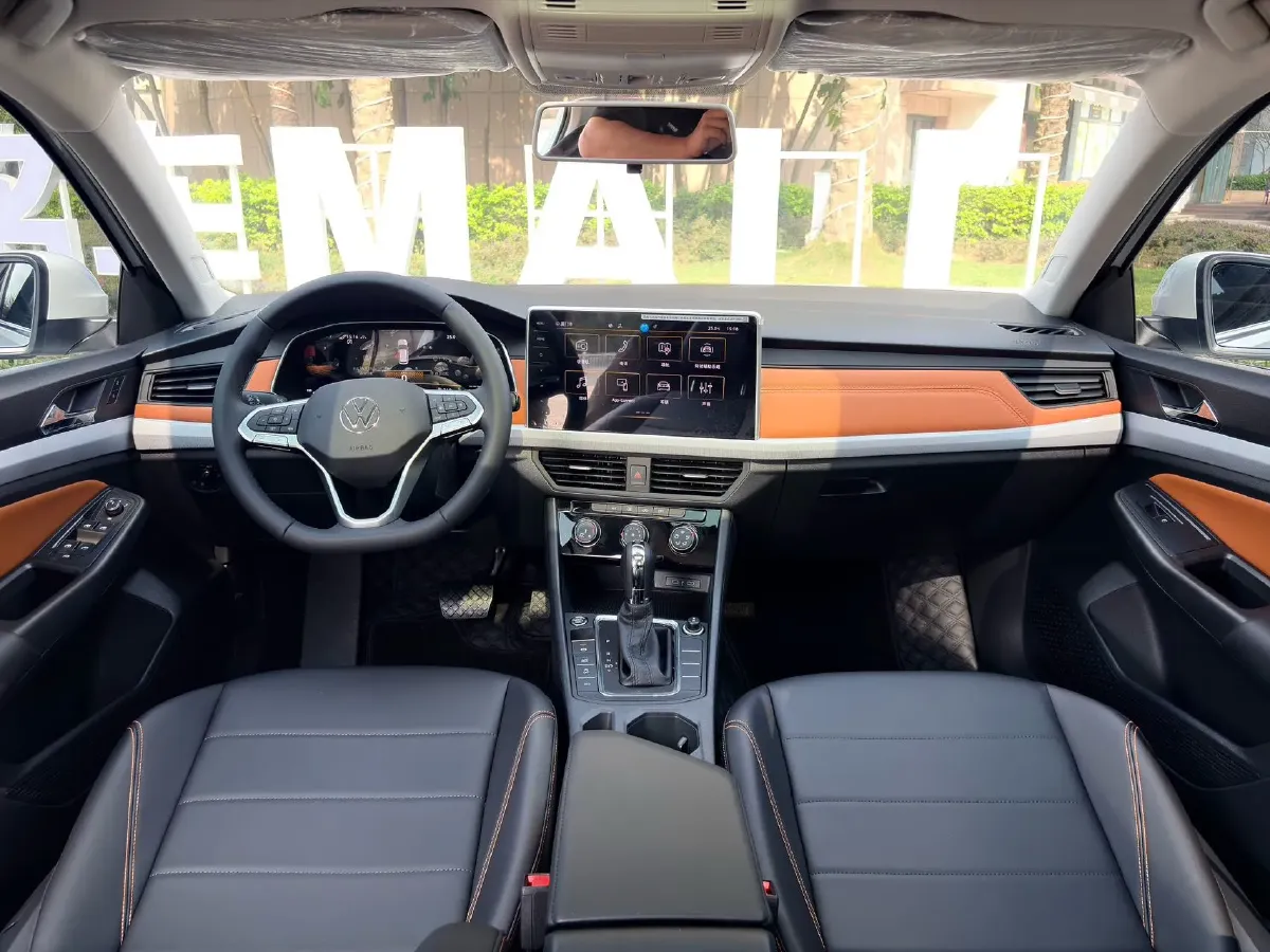 2025 Volkswagen Bora 1.4T 150HP L4 7DCT,autocango,china used car exporter,china ev exporter,chinese used car exporter,chinese used ev exporter